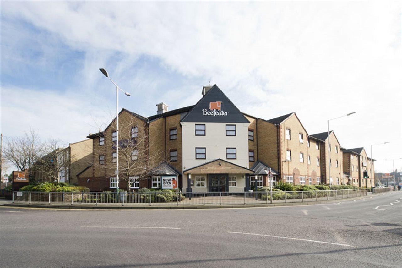 Premier Inn London Romford Extérieur photo