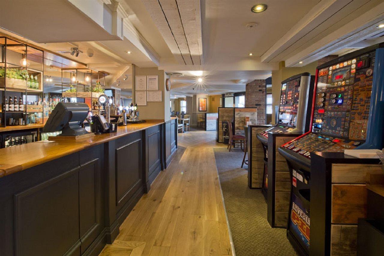 Premier Inn London Romford Extérieur photo