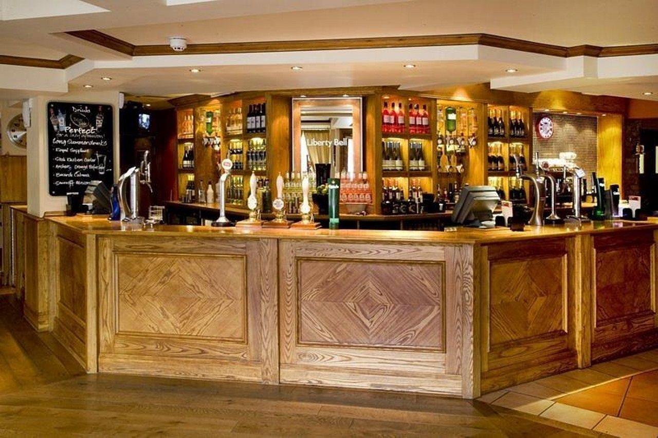 Premier Inn London Romford Extérieur photo